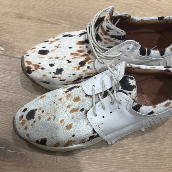 Women’s cowhide sneakers - Picture 1 of 6